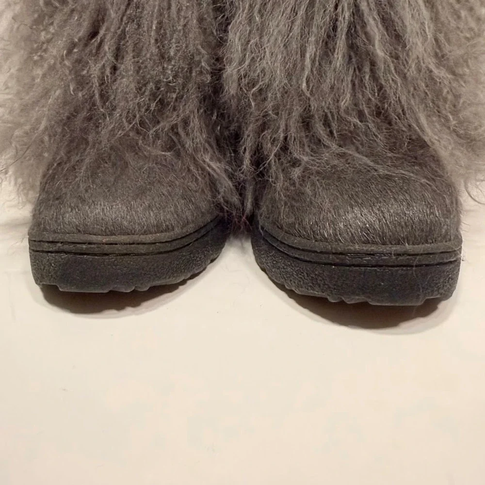 Bearpaw Boetis Grey Shaggy Fur Boots Cow Hair Curly Lamb Wool Sheep Womens 8